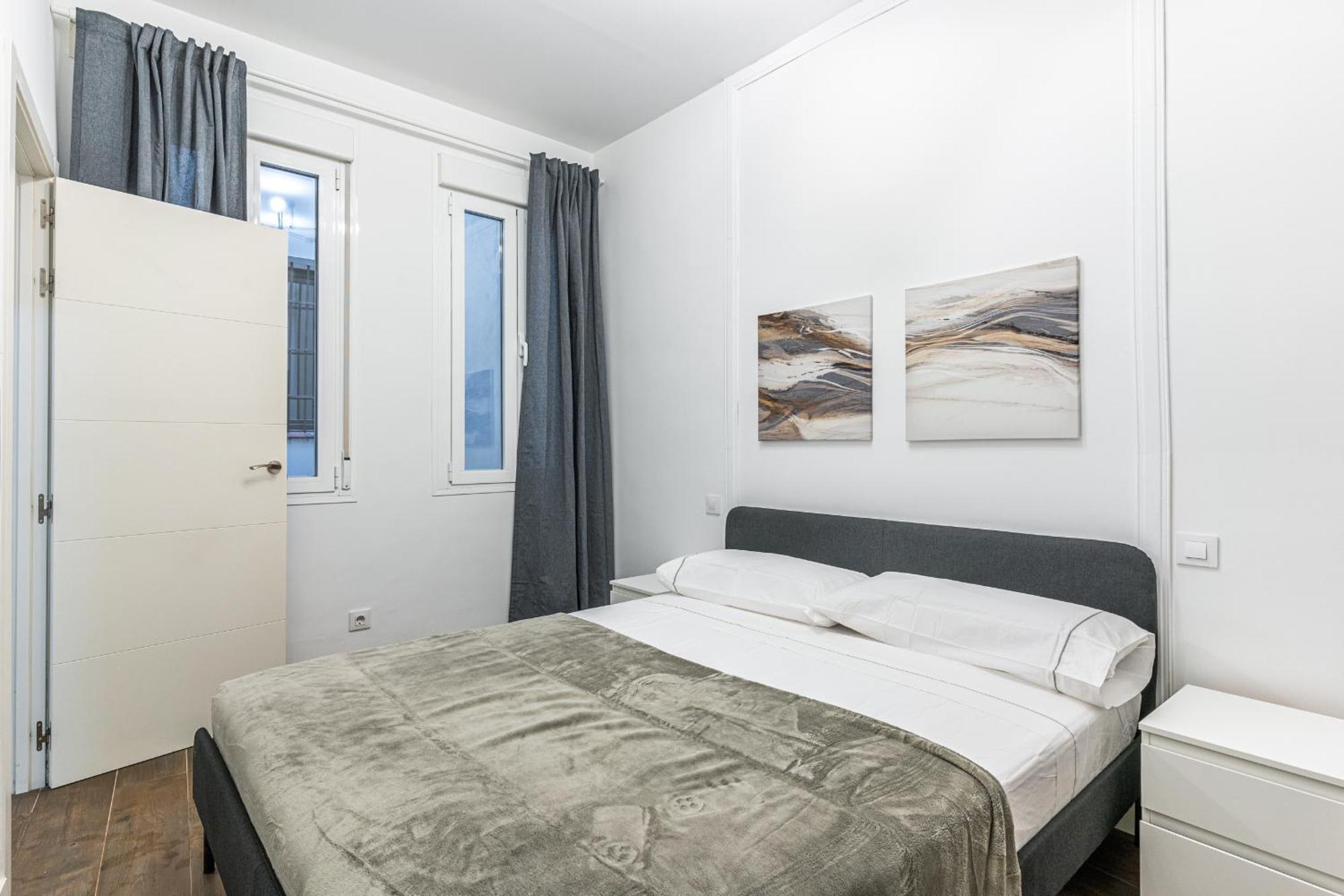 Vr Estudios Apartments Madrid Exterior photo
