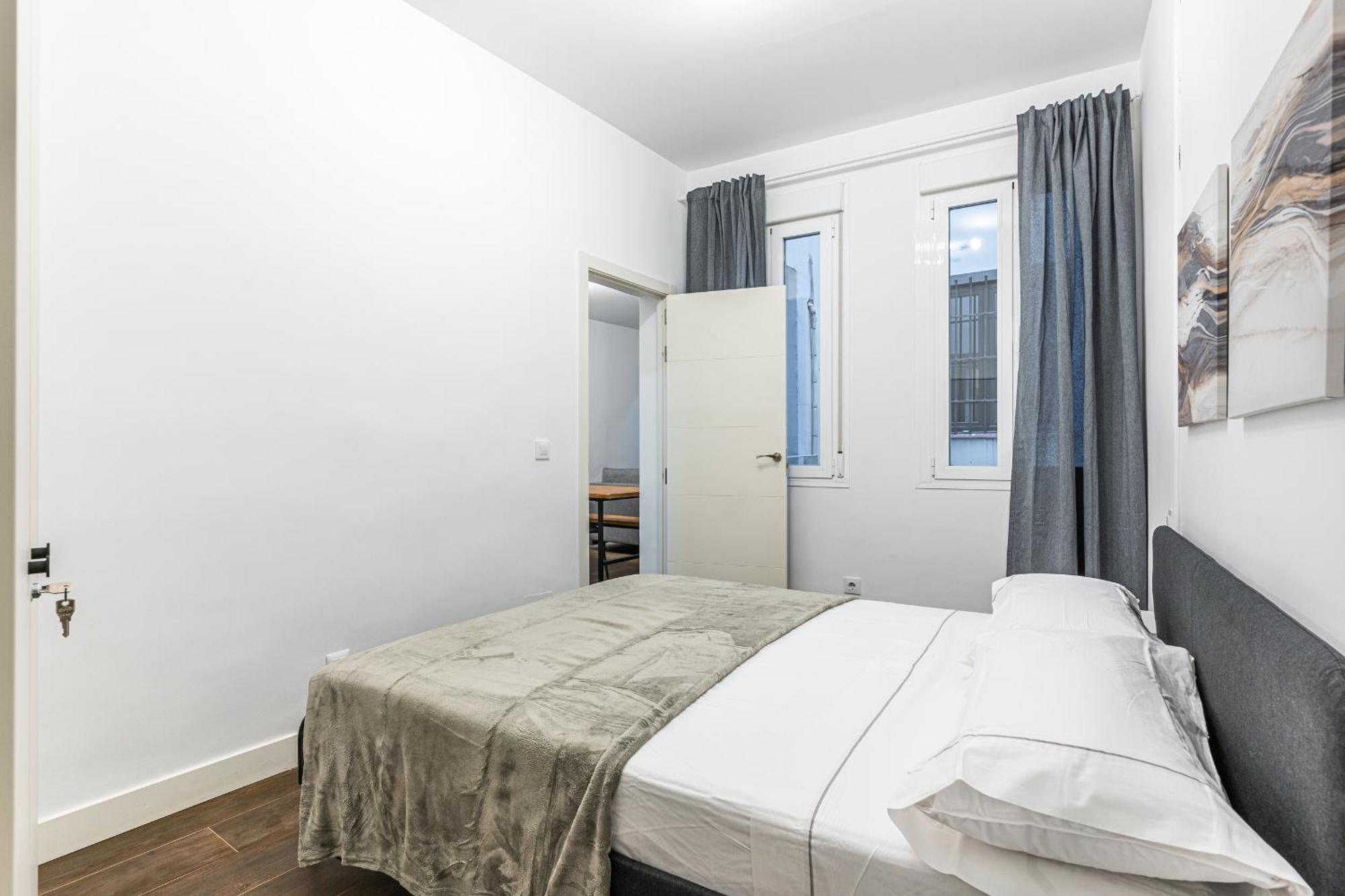 Vr Estudios Apartments Madrid Exterior photo