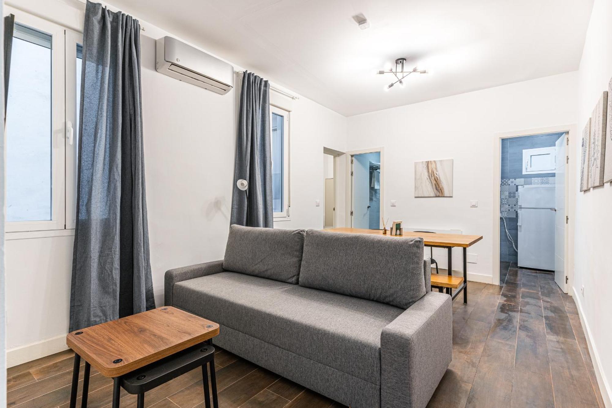 Vr Estudios Apartments Madrid Exterior photo