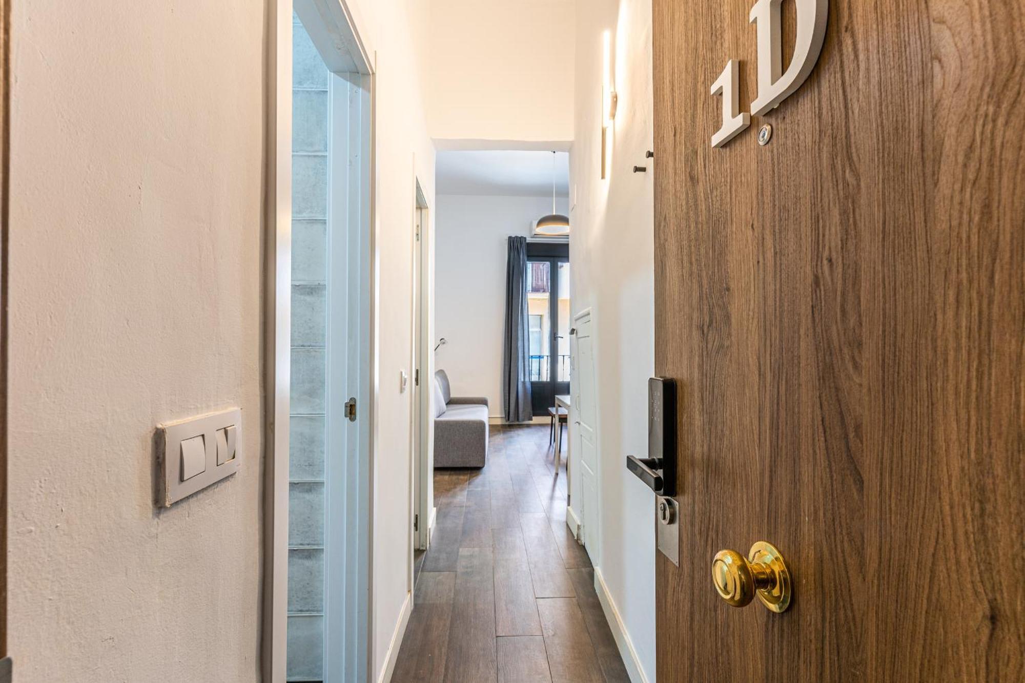 Vr Estudios Apartments Madrid Exterior photo