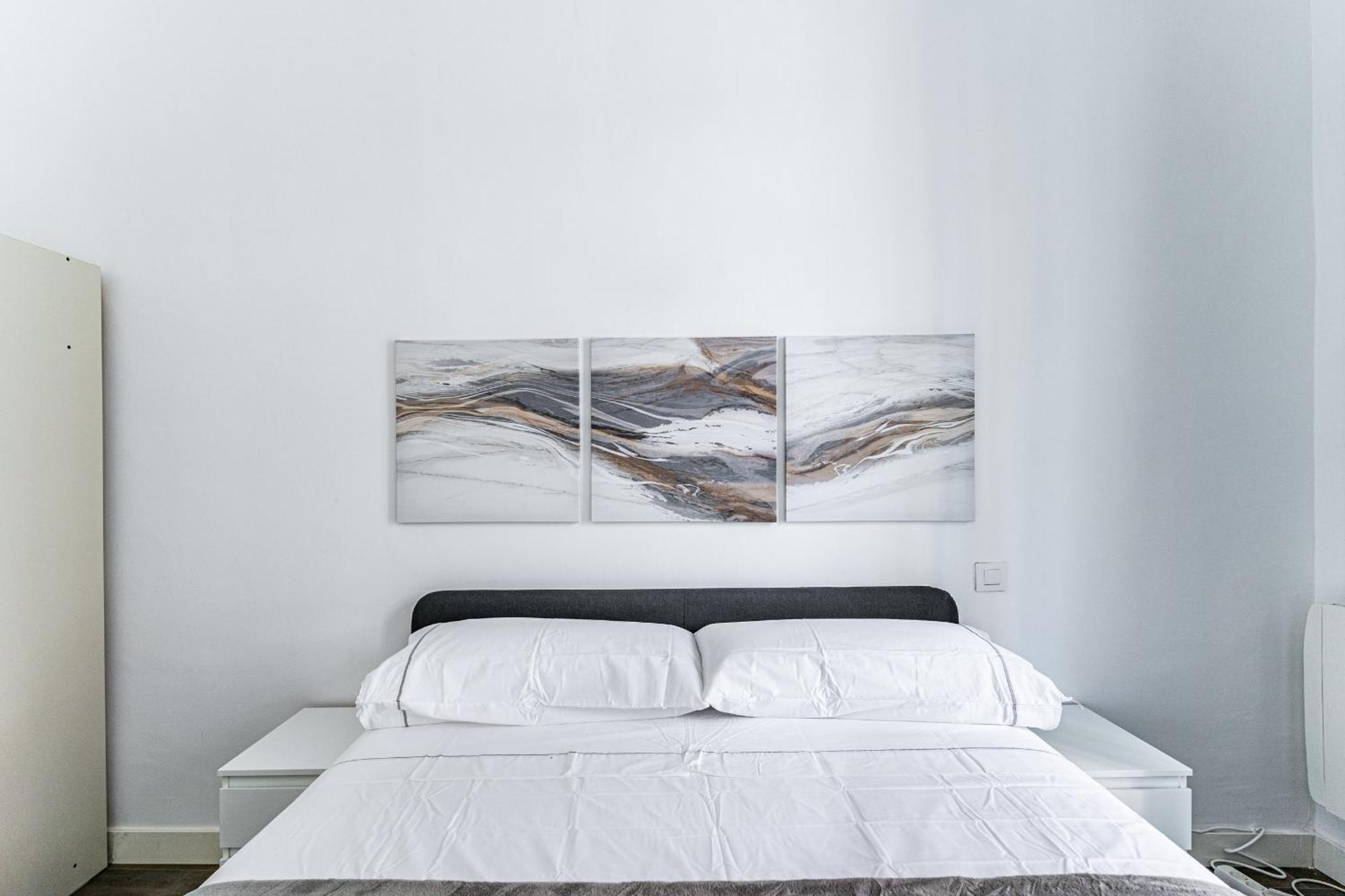 Vr Estudios Apartments Madrid Exterior photo