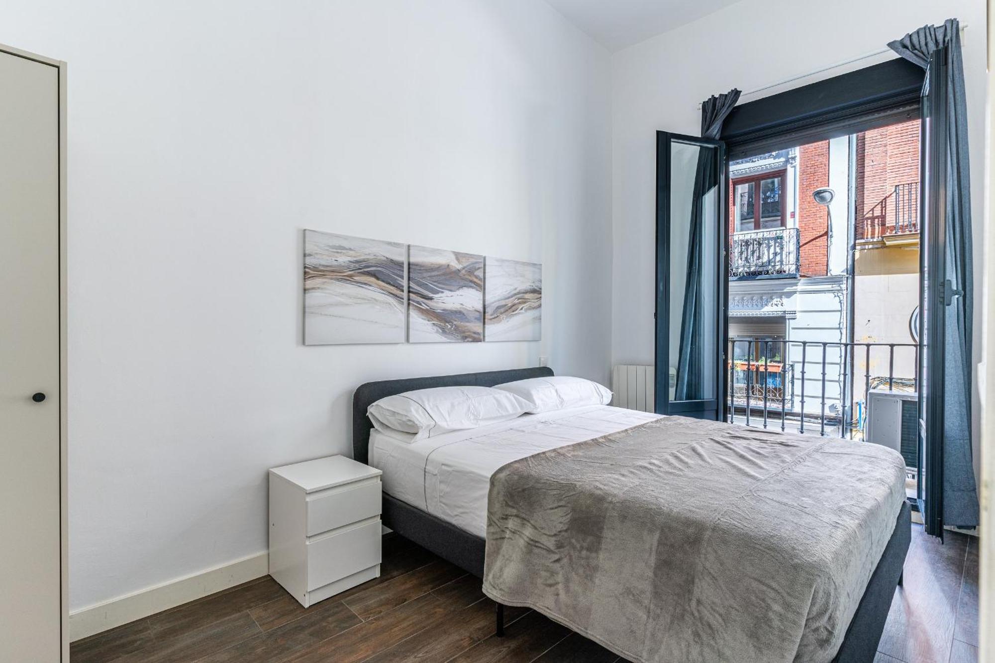 Vr Estudios Apartments Madrid Exterior photo