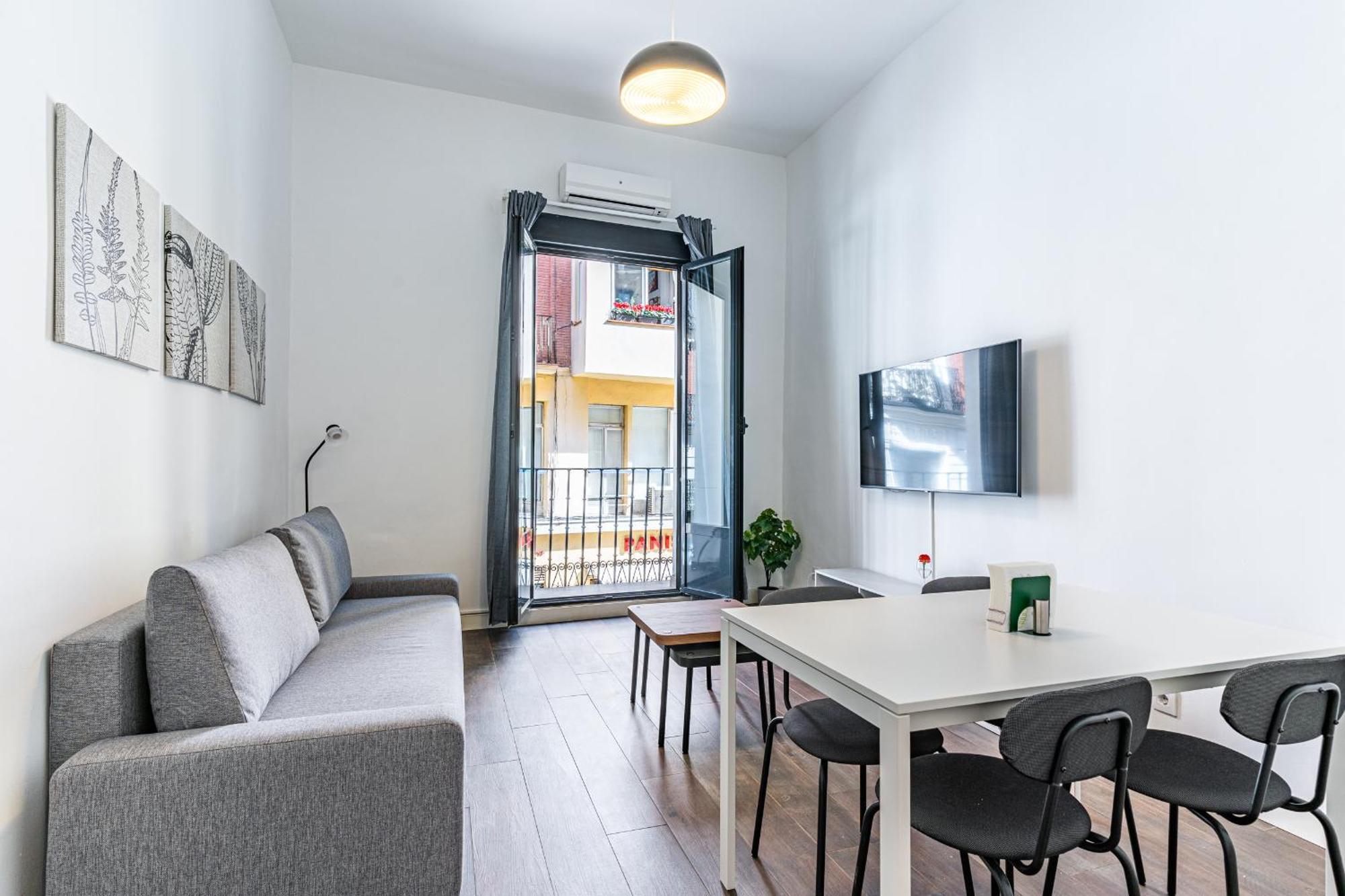Vr Estudios Apartments Madrid Exterior photo