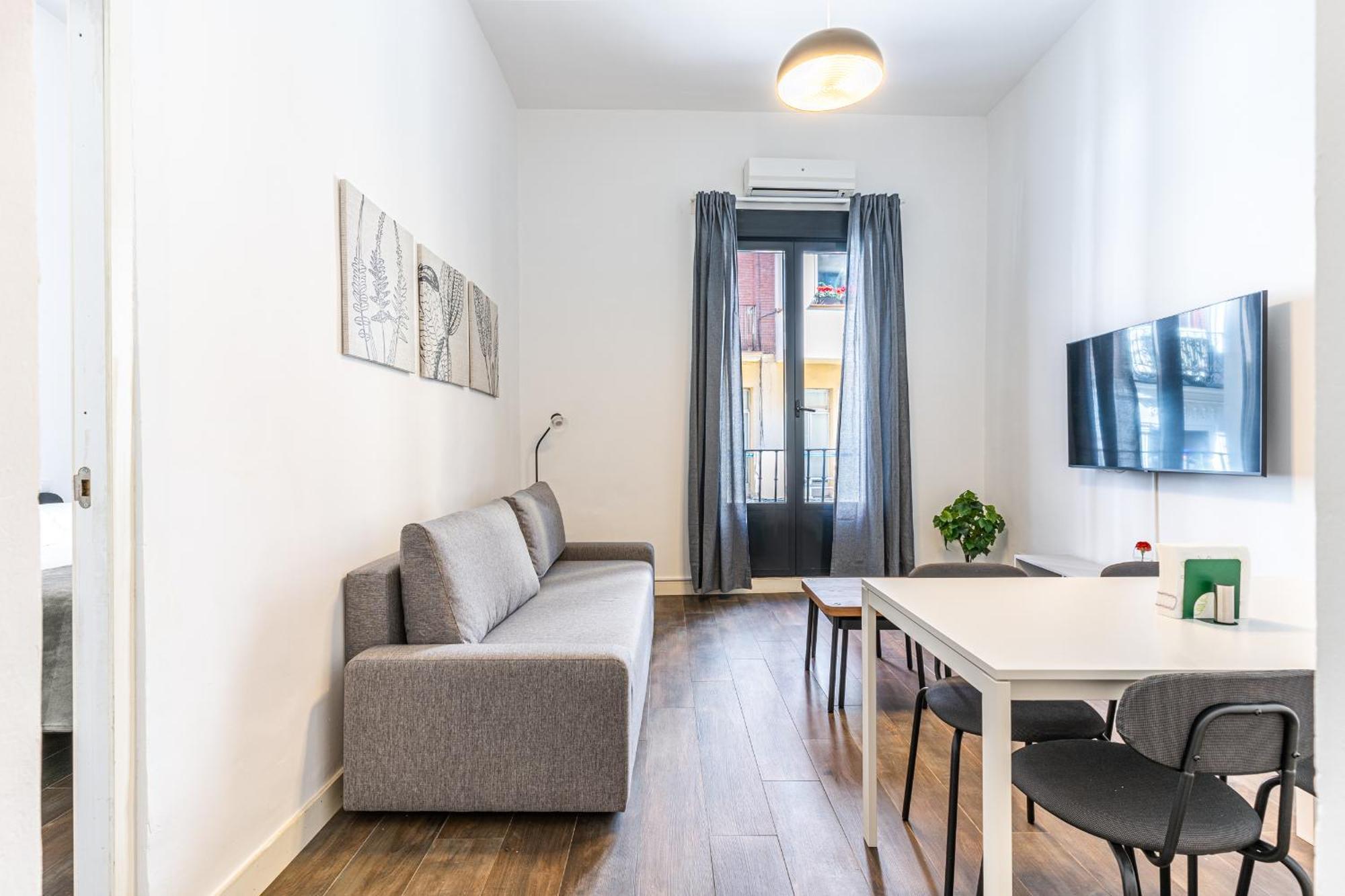Vr Estudios Apartments Madrid Exterior photo