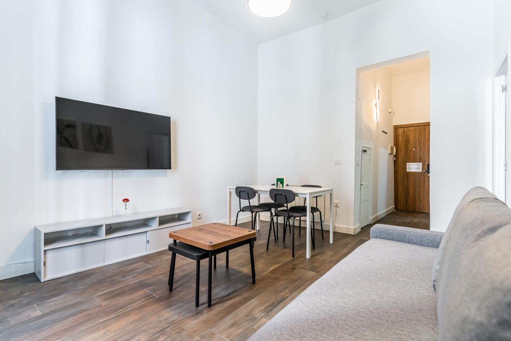 Vr Estudios Apartments Madrid Exterior photo