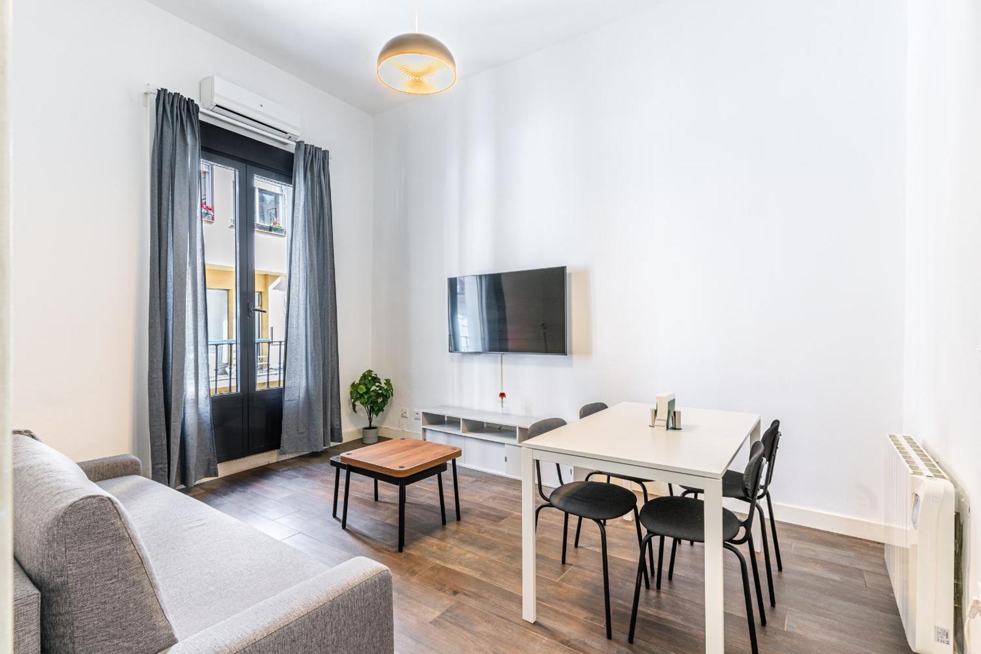 Vr Estudios Apartments Madrid Exterior photo